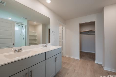 125 Nicks Cove Lockhart TX 78644