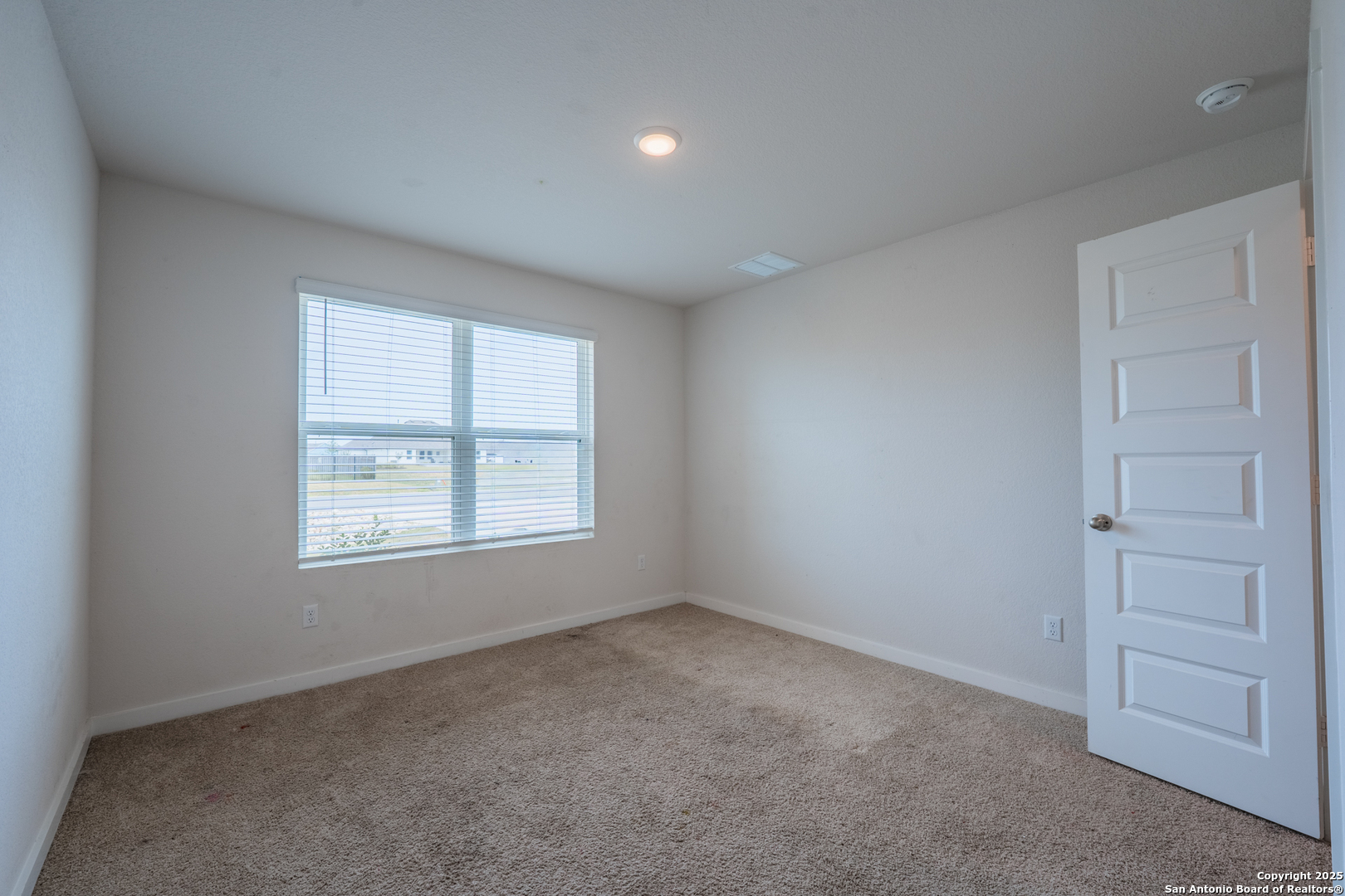 125 Nicks Cove Lockhart TX 78644