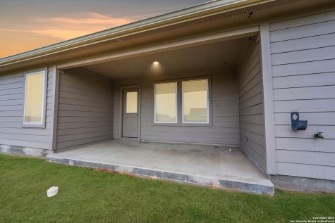 125 Nicks Cove Lockhart TX 78644