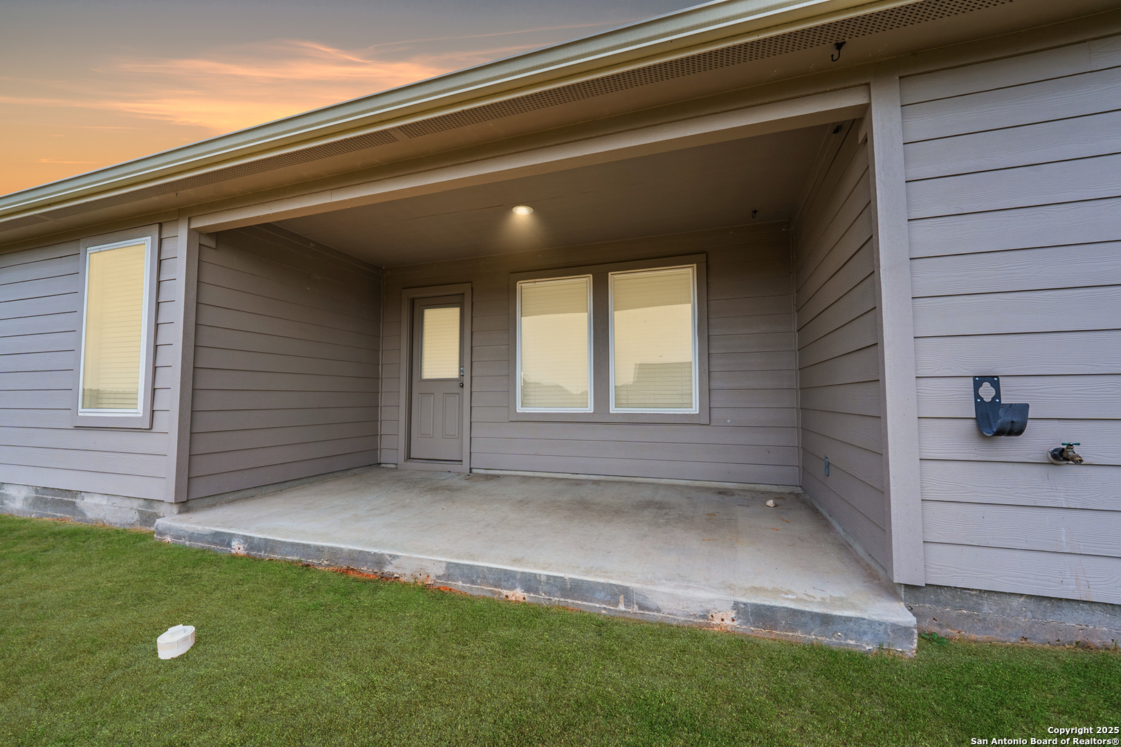 125 Nicks Cove Lockhart TX 78644