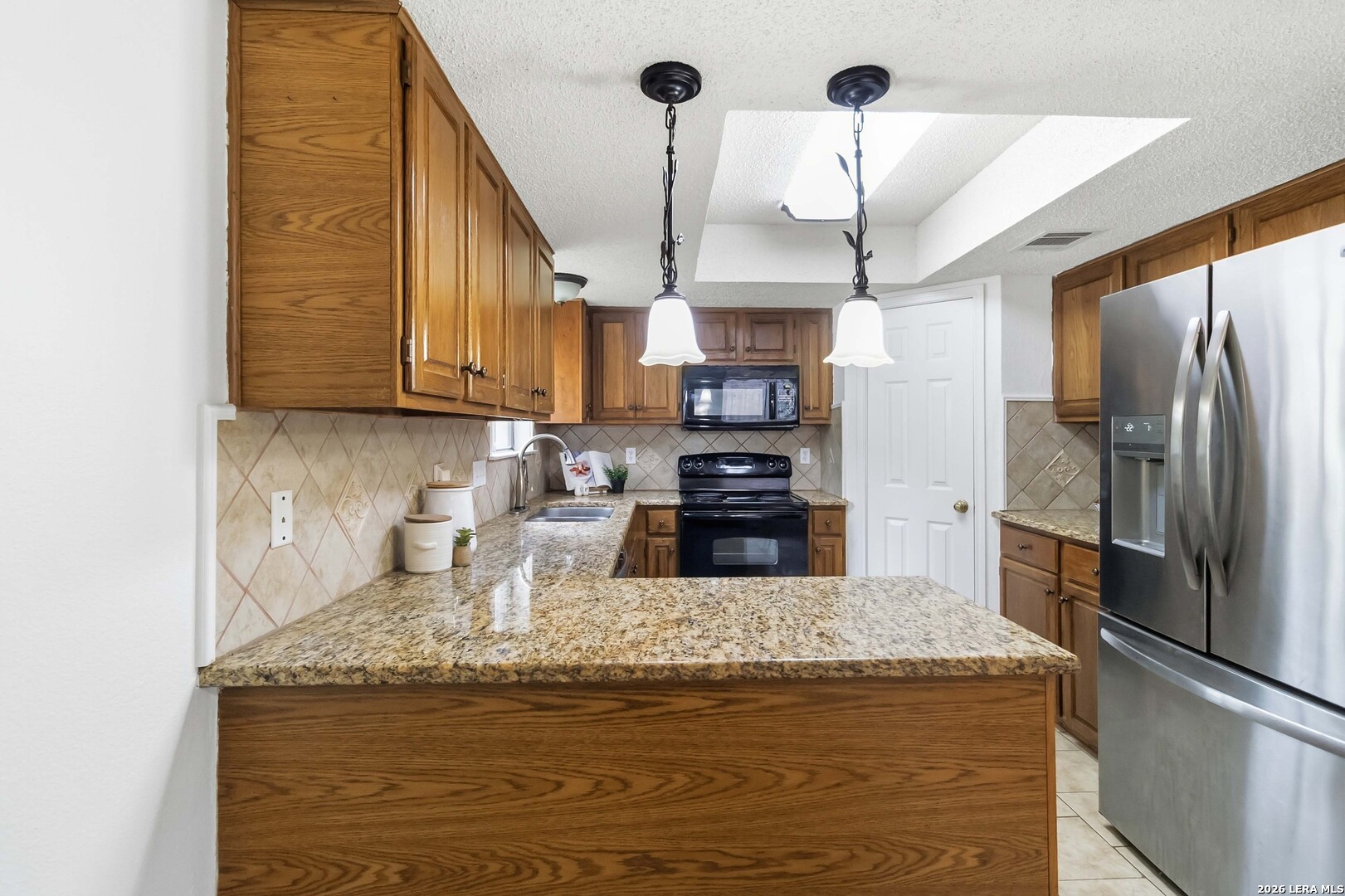 7729 Benbrook San Antonio TX 78250