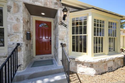 414 North Drive San Antonio TX 78201