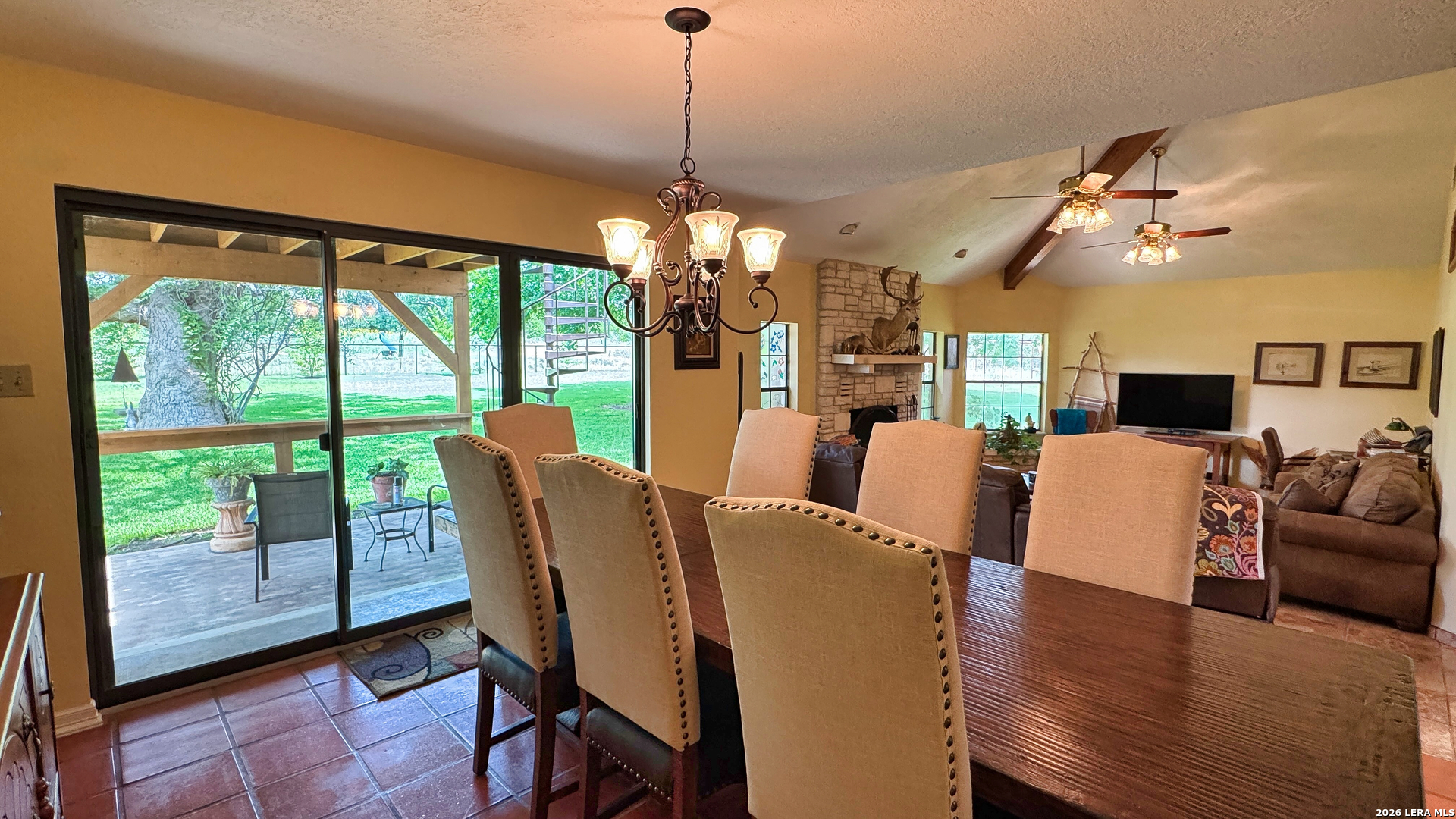 4065 N Cypress Creek Road Comfort TX 78013