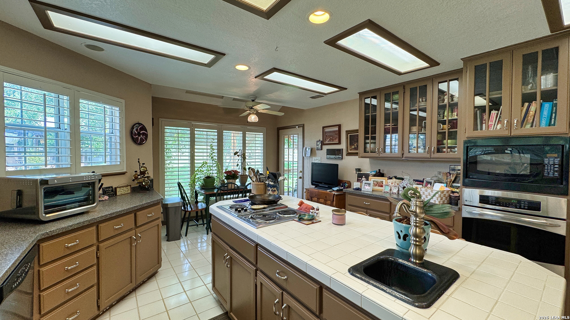 4065 N Cypress Creek Road Comfort TX 78013