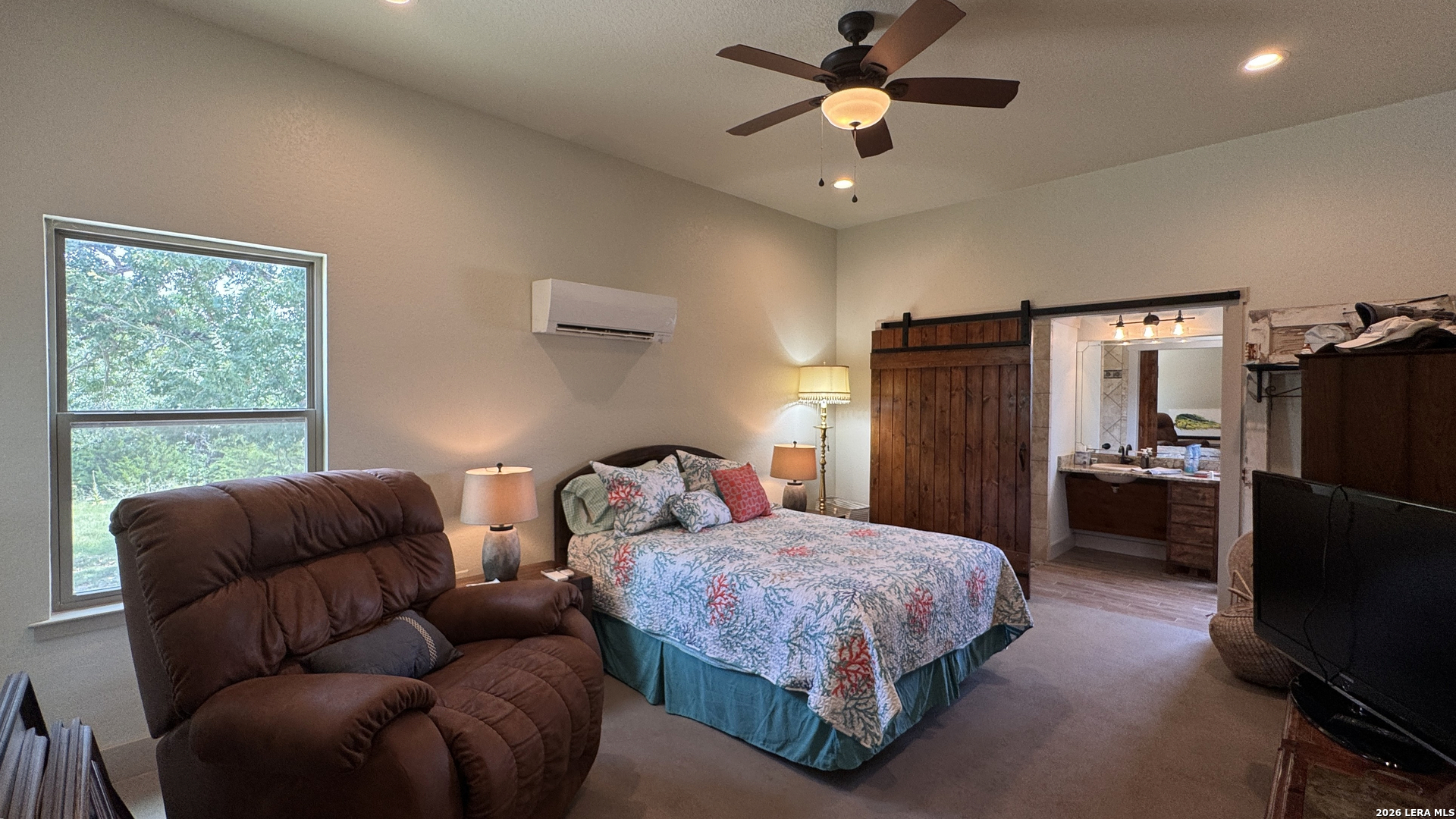 4065 N Cypress Creek Road Comfort TX 78013