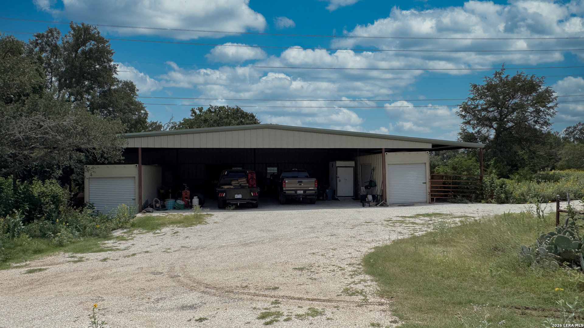 4065 N Cypress Creek Road Comfort TX 78013