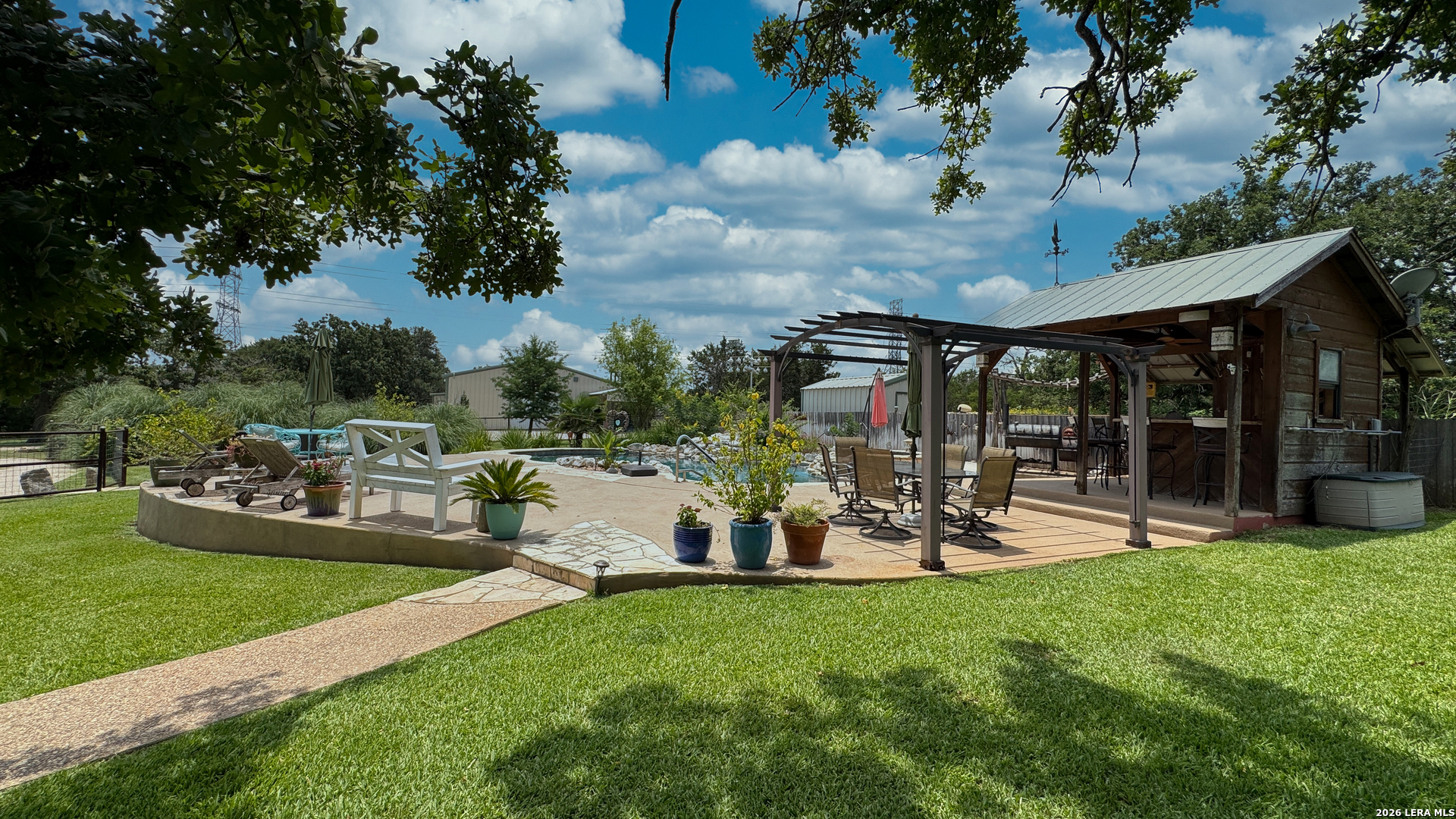4065 N Cypress Creek Road Comfort TX 78013