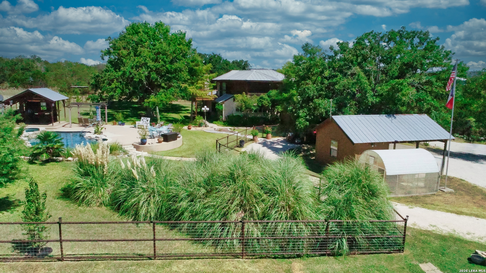 4065 N Cypress Creek Road Comfort TX 78013