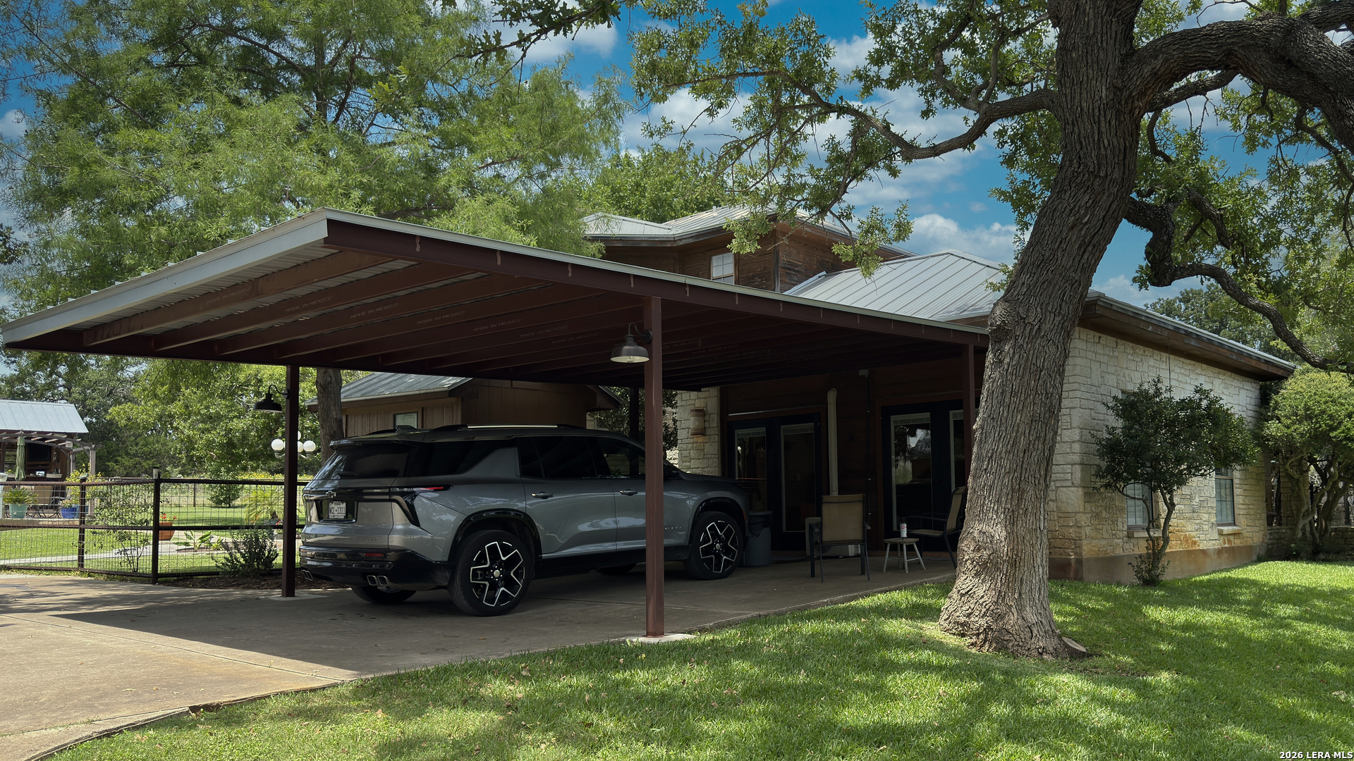 4065 N Cypress Creek Road Comfort TX 78013