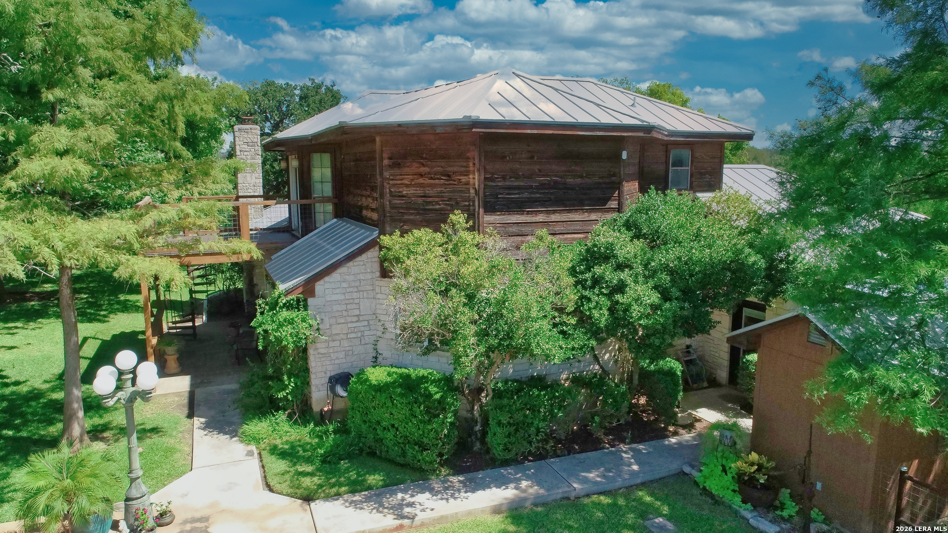 4065 N Cypress Creek Road Comfort TX 78013
