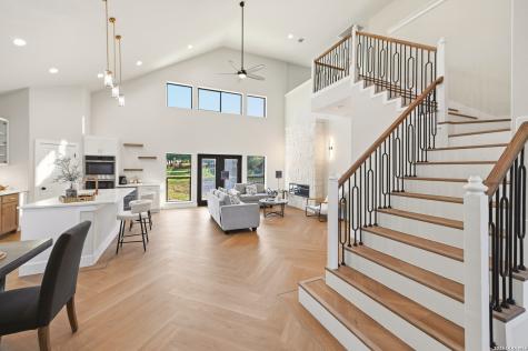 8228 Utopia Boulevard Selma TX 78154