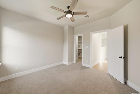 8228 Utopia Boulevard Selma TX 78154