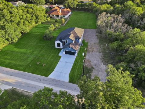 8228 Utopia Boulevard Selma TX 78154