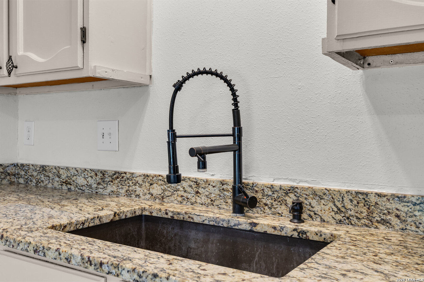 9749 Misty Ash Drive Converse TX 78109