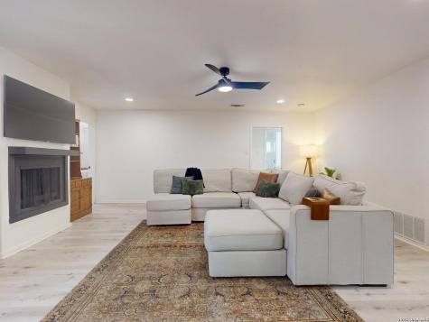 215 Trafalgar Road San Antonio TX 78216