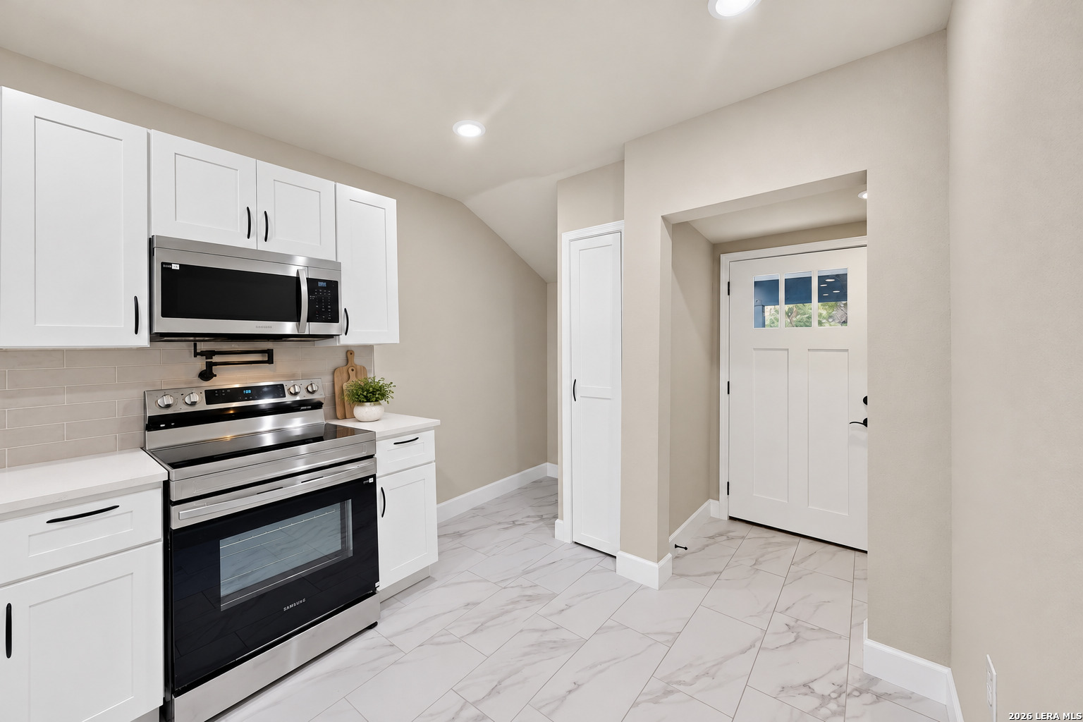 659 Barrett Place San Antonio TX 78225