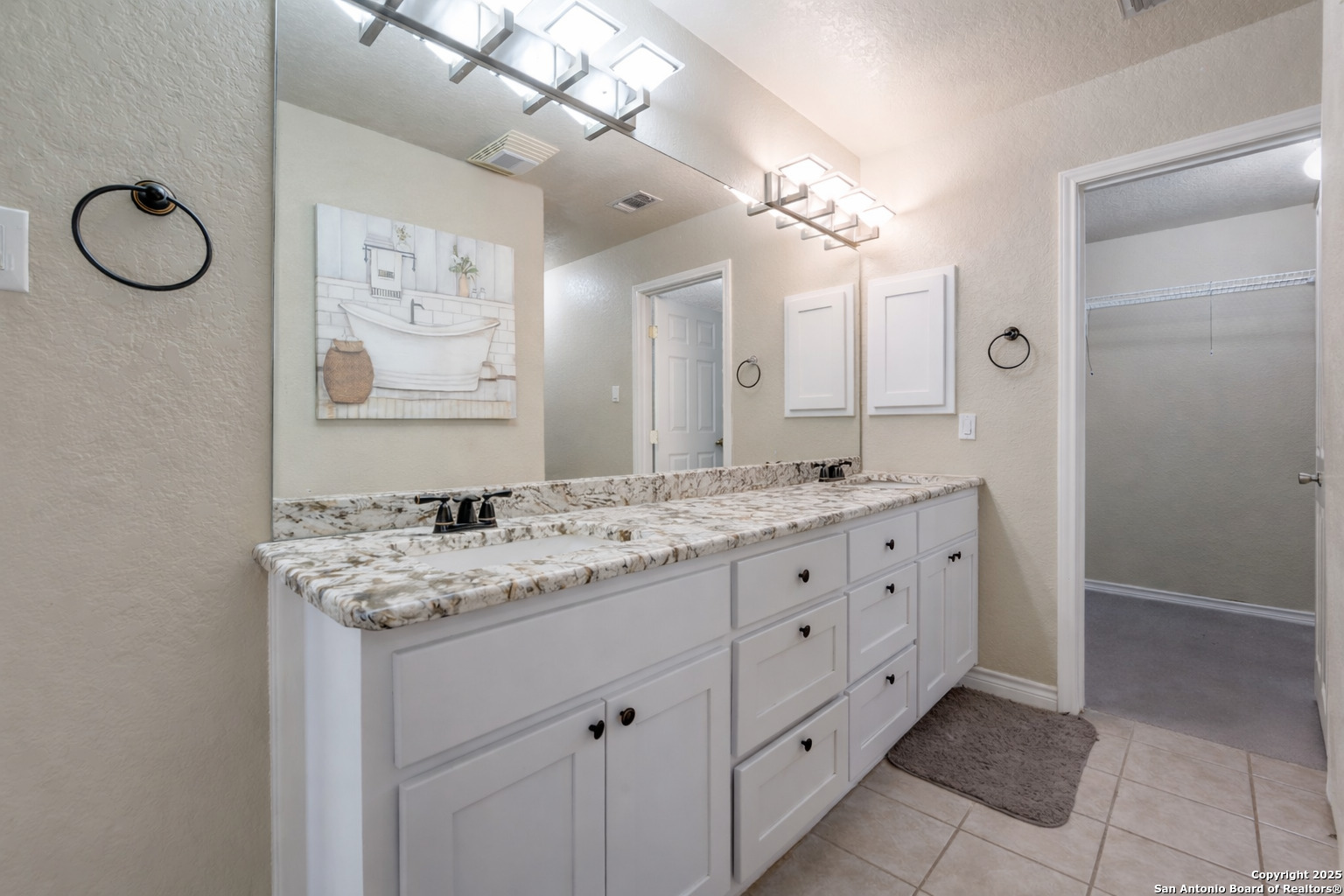 800 County Road 125 Elmendorf TX 78112
