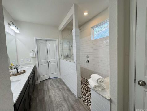 27122 Quartz Way San Antonio TX 78260