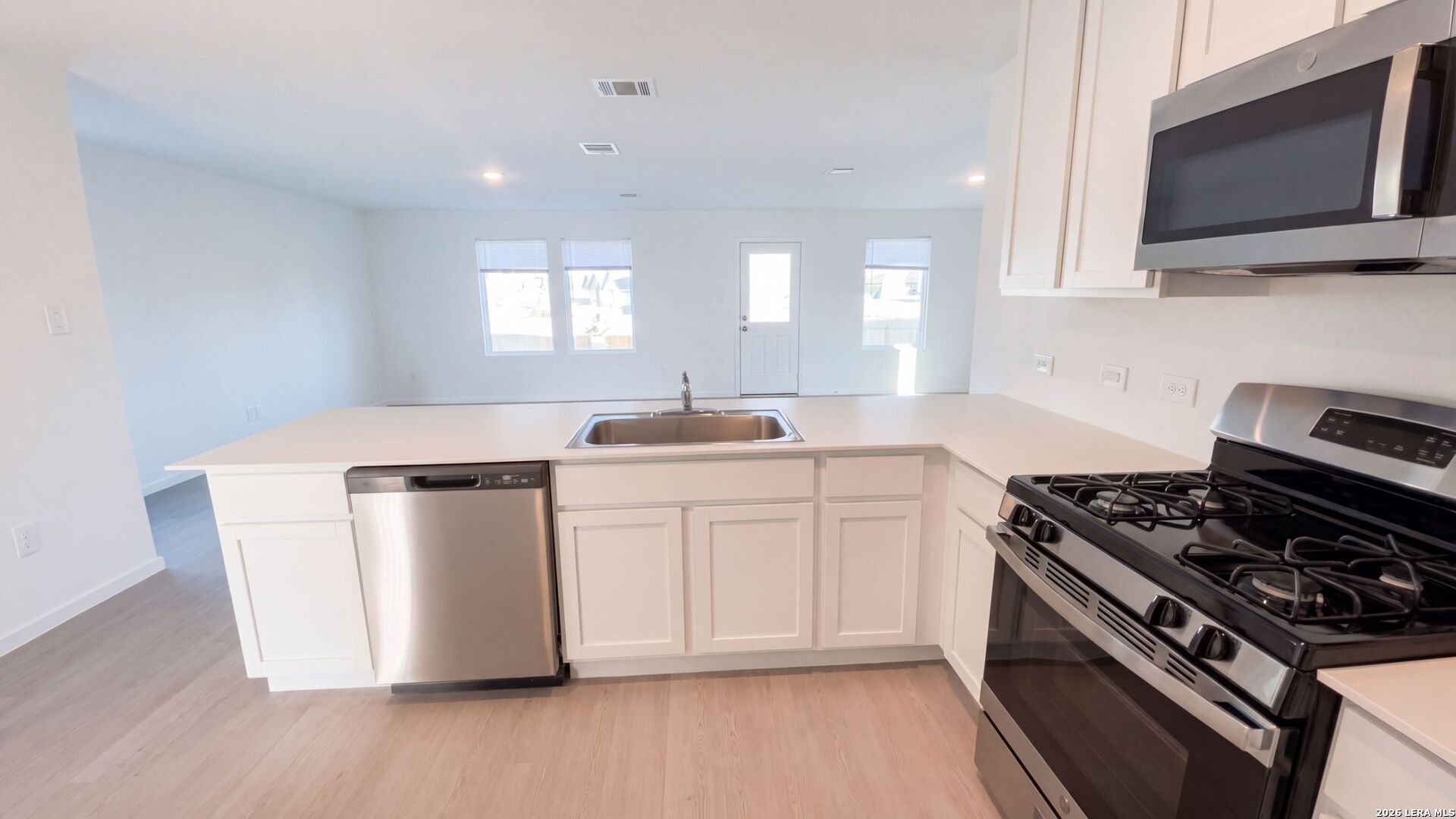 618 Paul Canyon San Antonio TX 78253