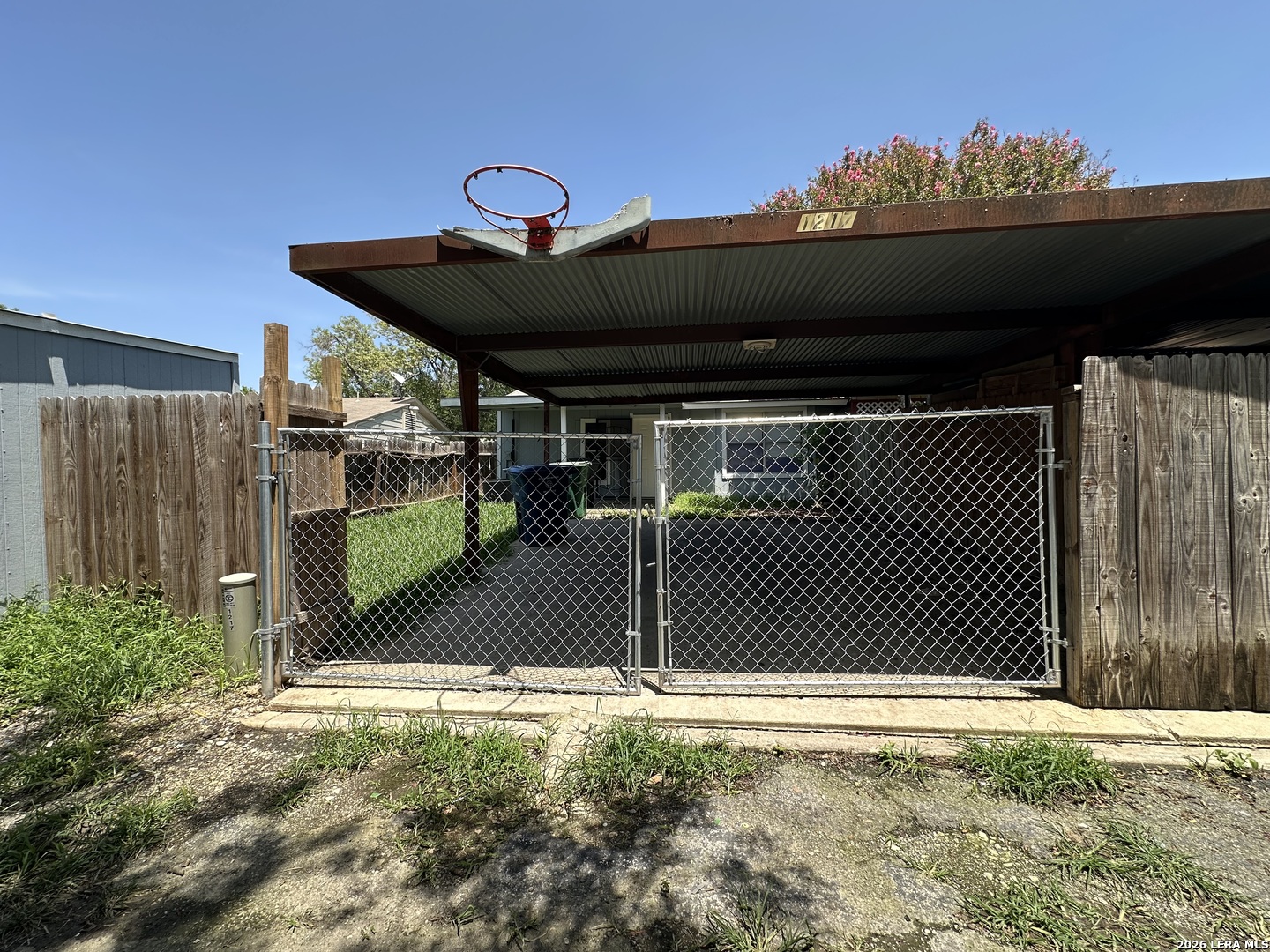 1217 Klondike San Antonio TX 78245