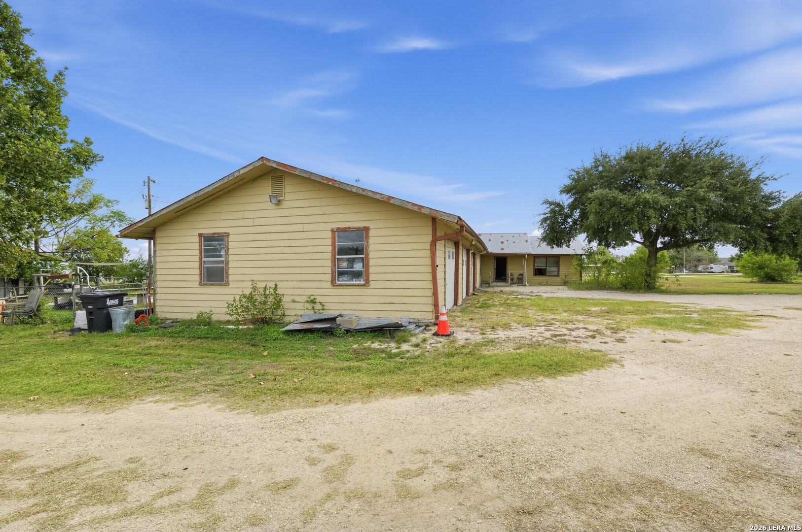 1021 Marion Marion TX 78124