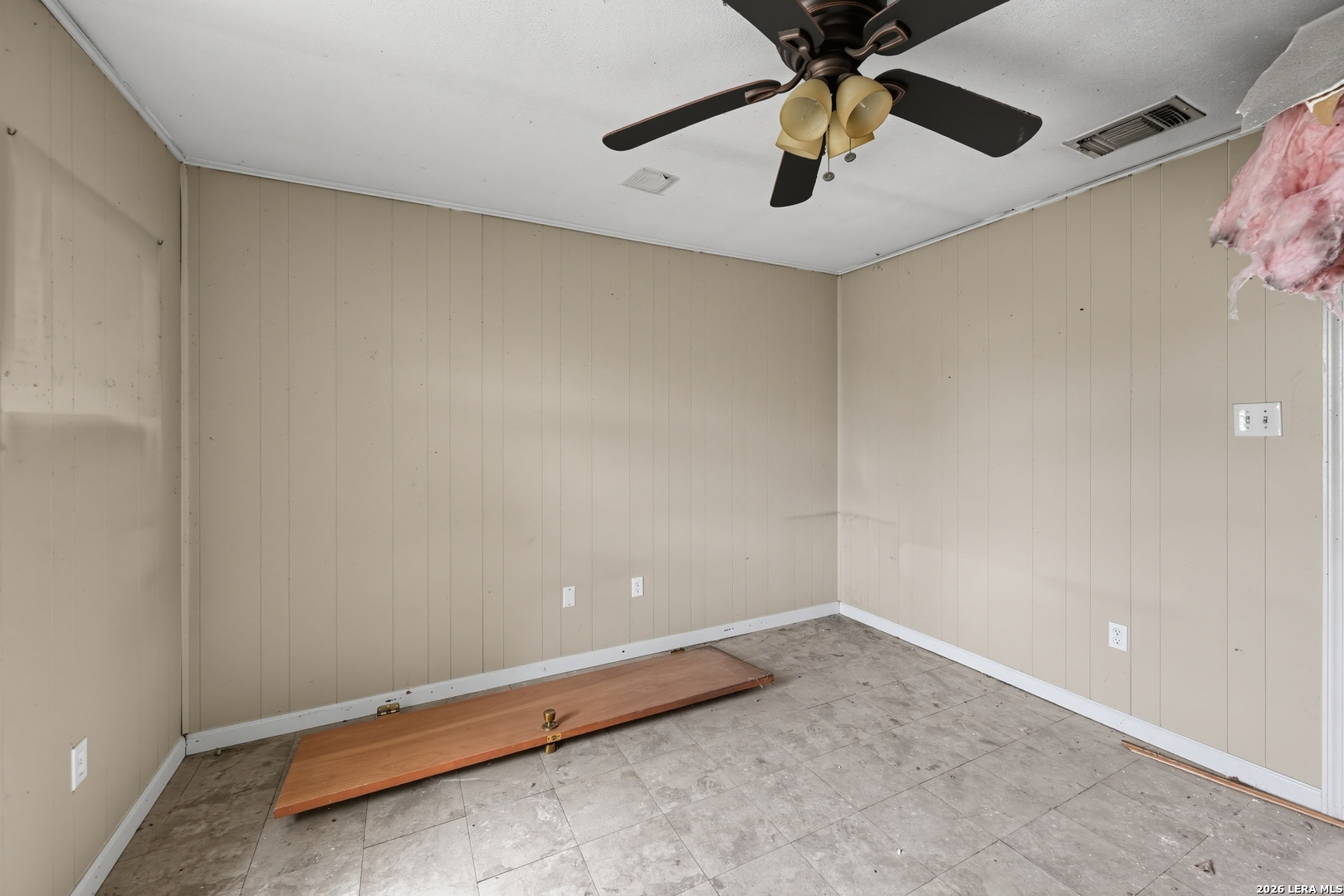 1021 Marion Marion TX 78124