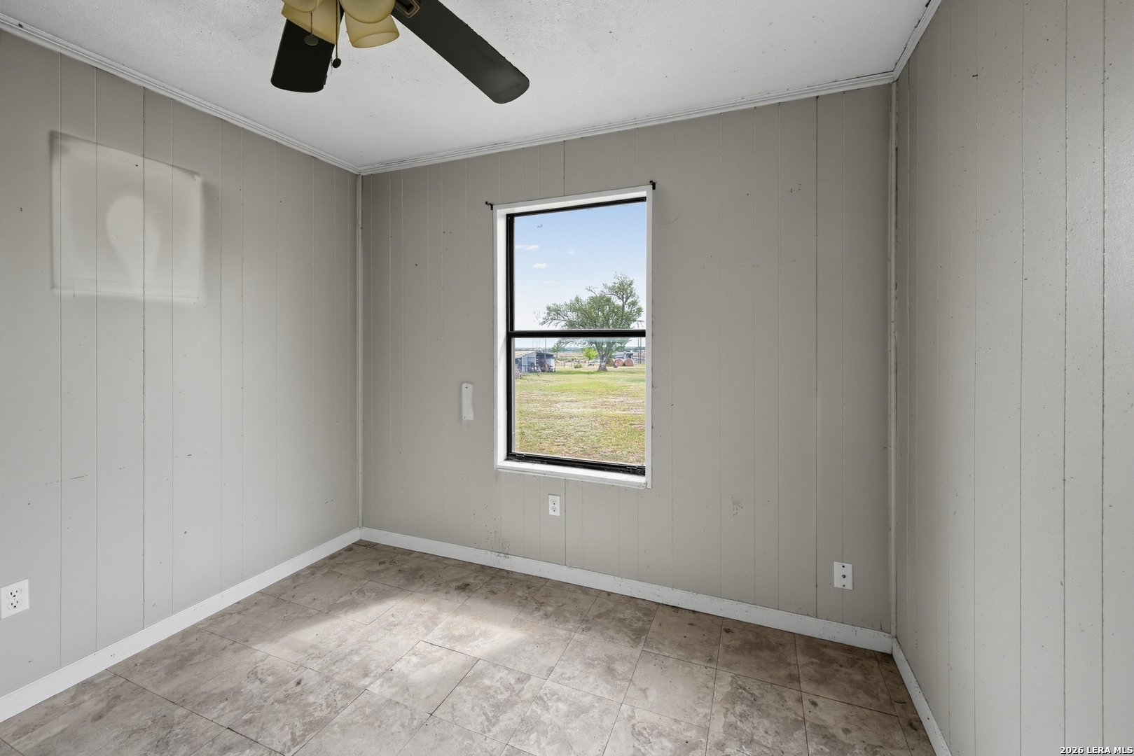 1021 Marion Marion TX 78124