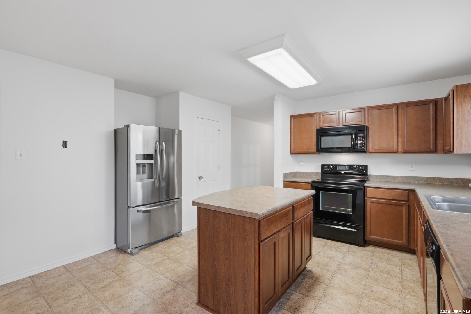 3613 Lazy Diamond Selma TX 78154