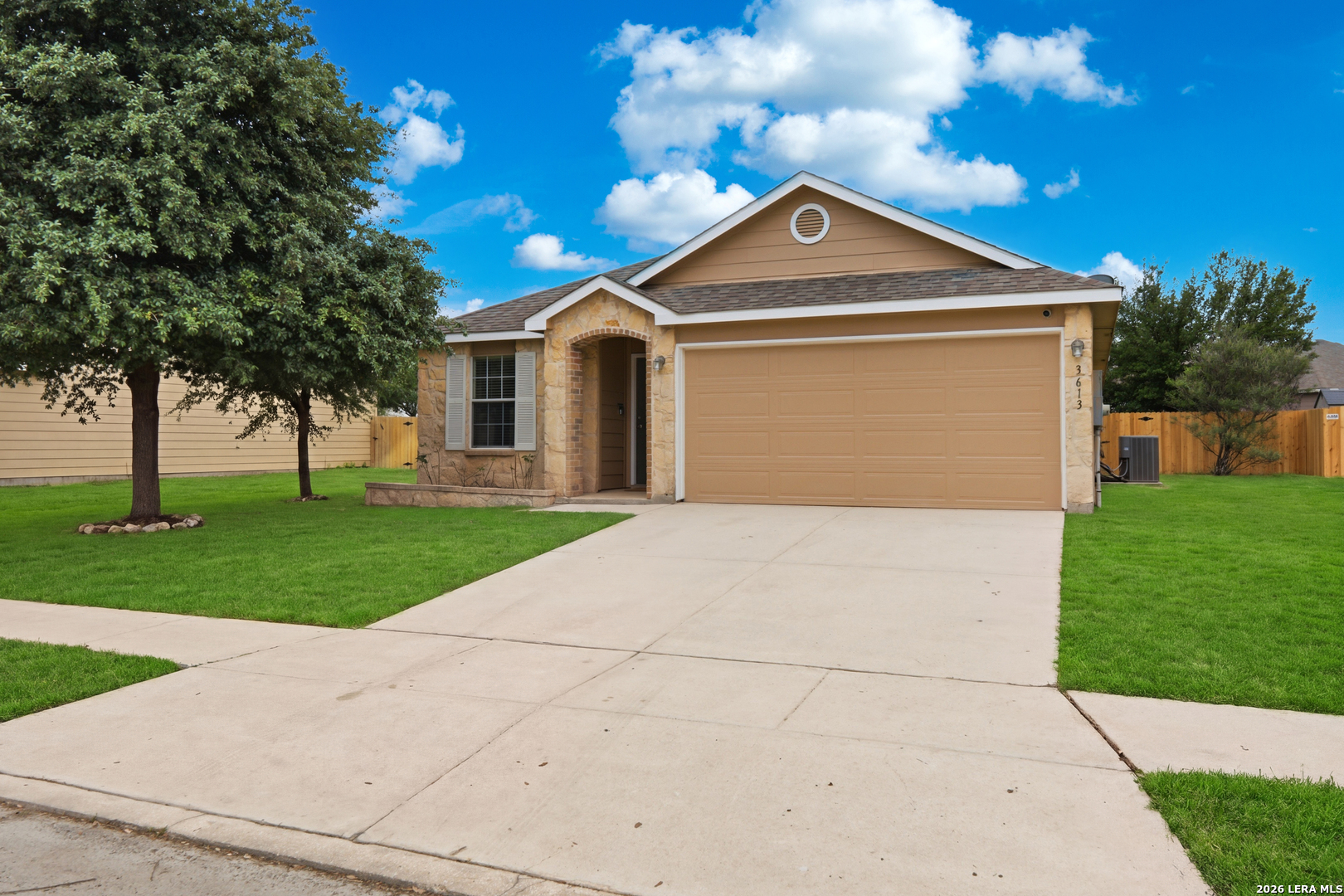 3613 Lazy Diamond Selma TX 78154