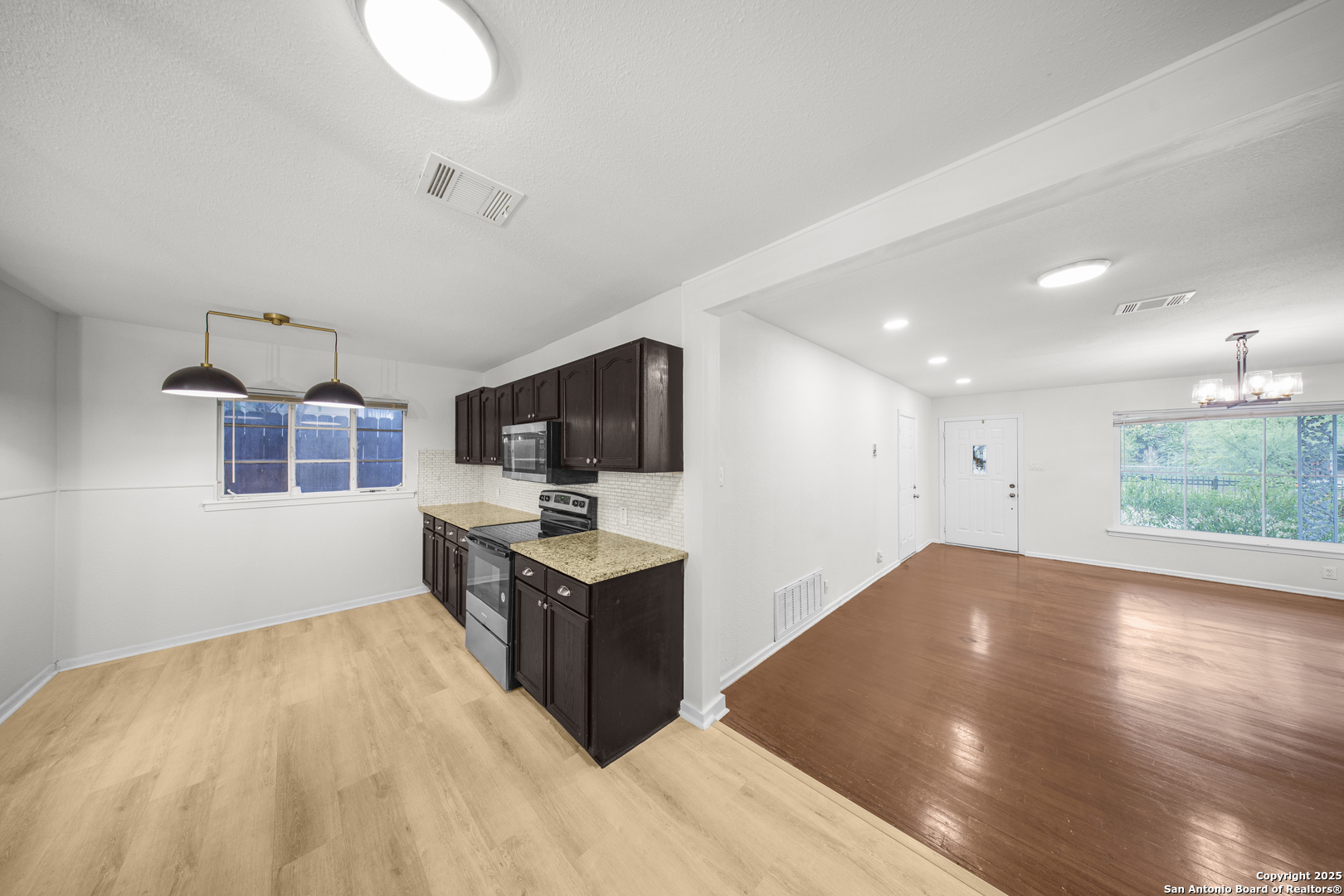 126 Cresham Drive San Antonio TX 78218