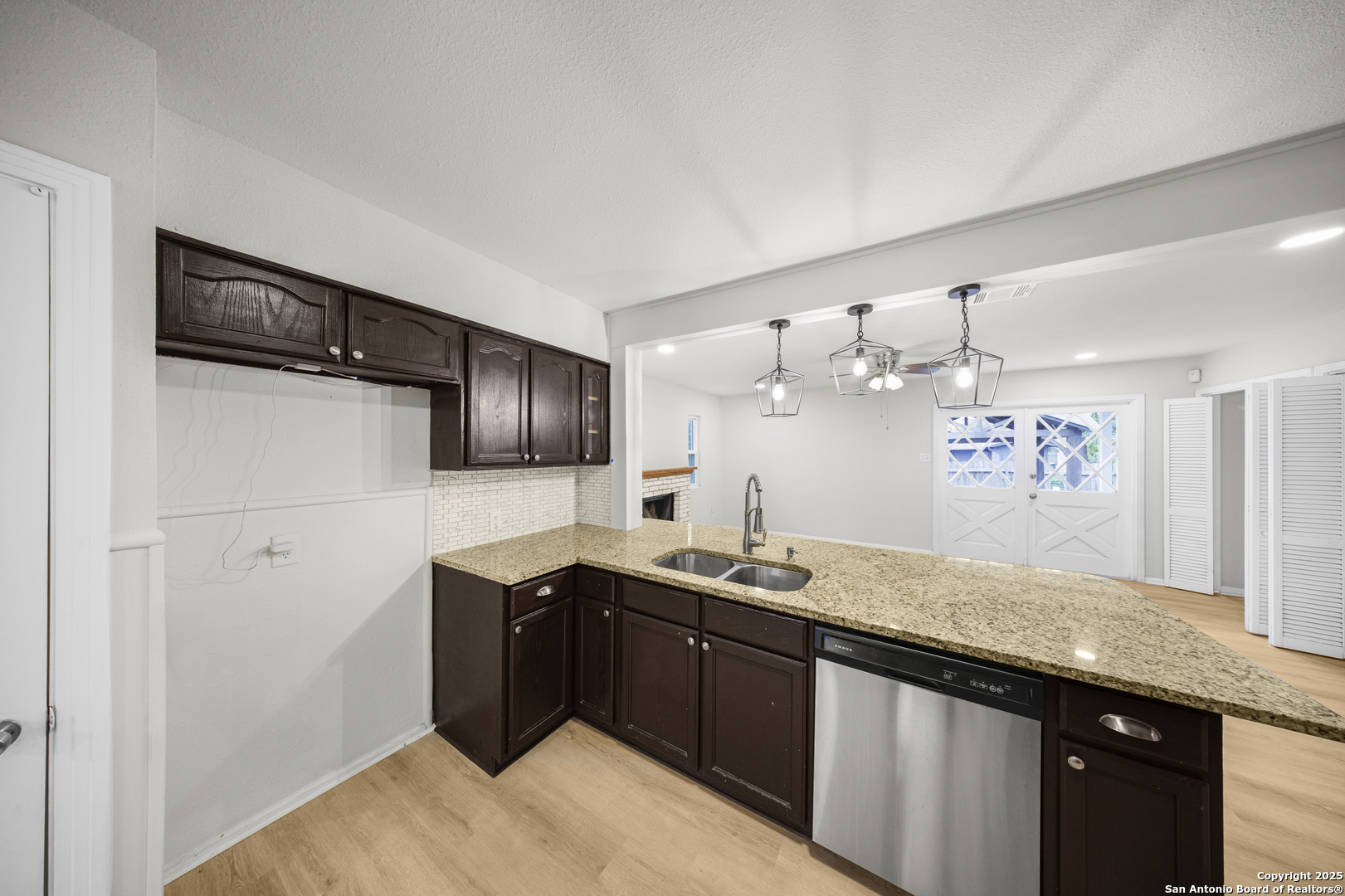 126 Cresham Drive San Antonio TX 78218
