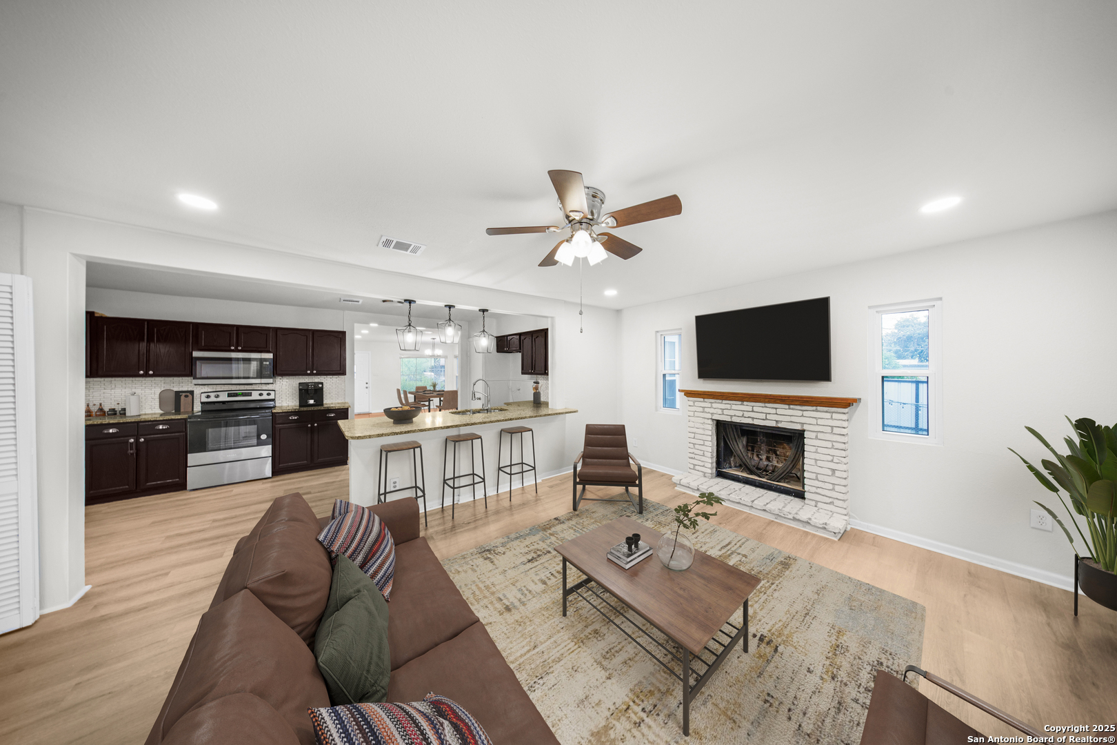 126 Cresham Drive San Antonio TX 78218