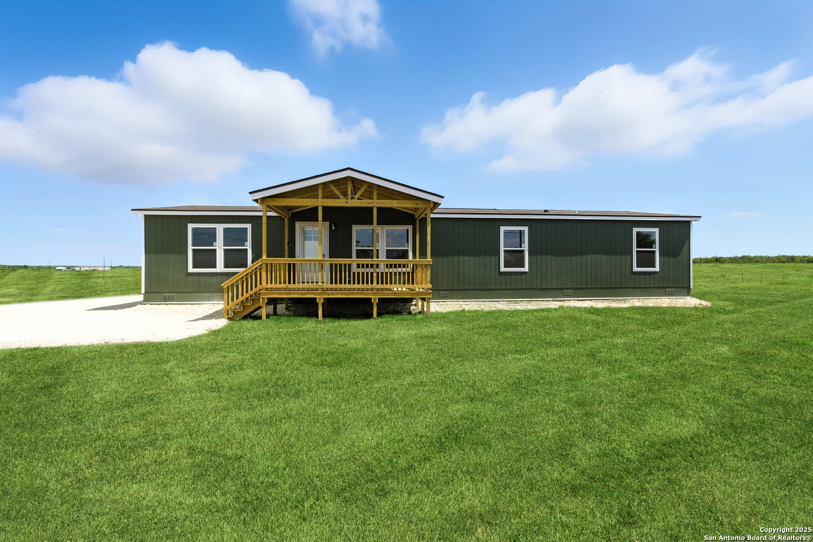 2715 Fm 1332 Jourdanton TX 78026