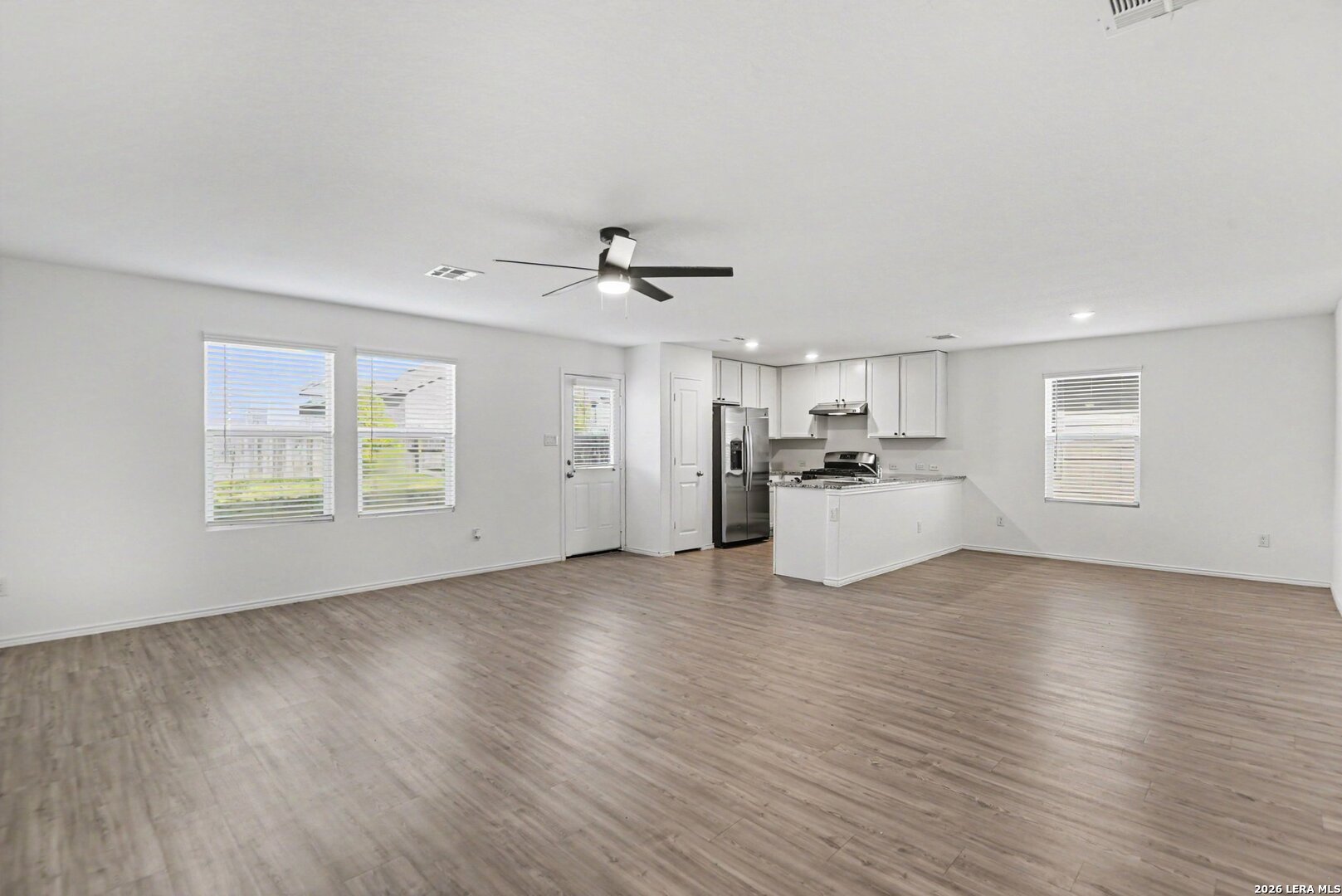 5447 Daphne Path San Antonio TX 78253