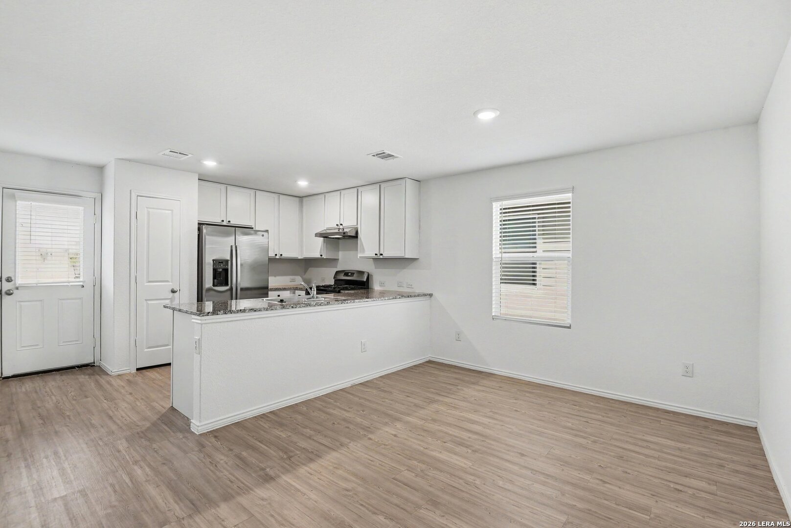 5447 Daphne Path San Antonio TX 78253