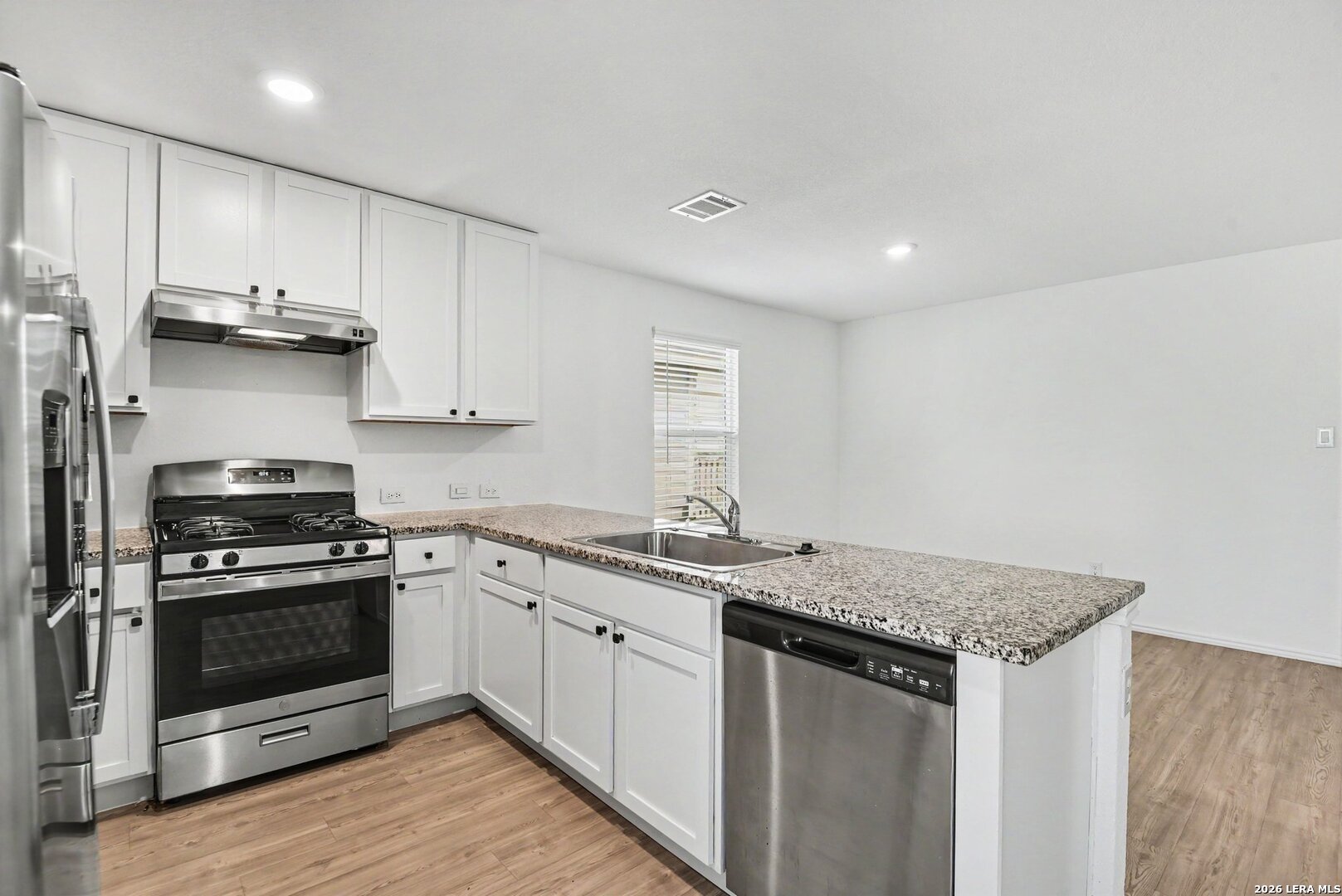 5447 Daphne Path San Antonio TX 78253