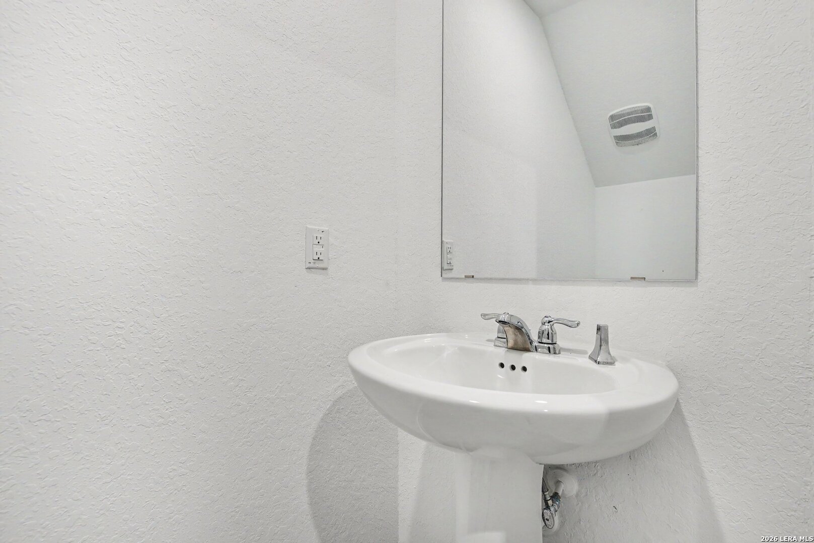 5447 Daphne Path San Antonio TX 78253