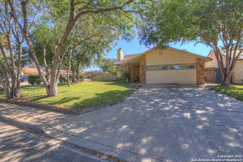 9302 SW Valley Bend San Antonio TX 78250