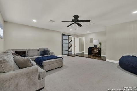 9302 SW Valley Bend San Antonio TX 78250