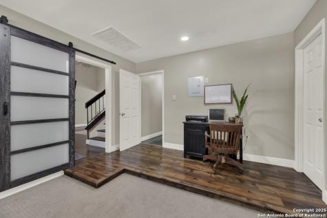 9302 SW Valley Bend San Antonio TX 78250