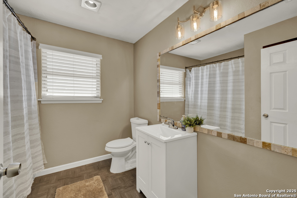 9302 SW Valley Bend San Antonio TX 78250