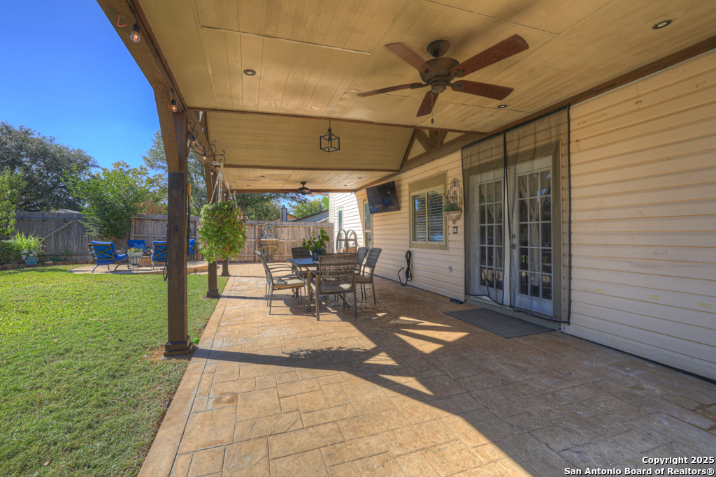 9302 SW Valley Bend San Antonio TX 78250