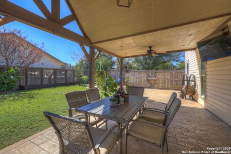 9302 SW Valley Bend San Antonio TX 78250