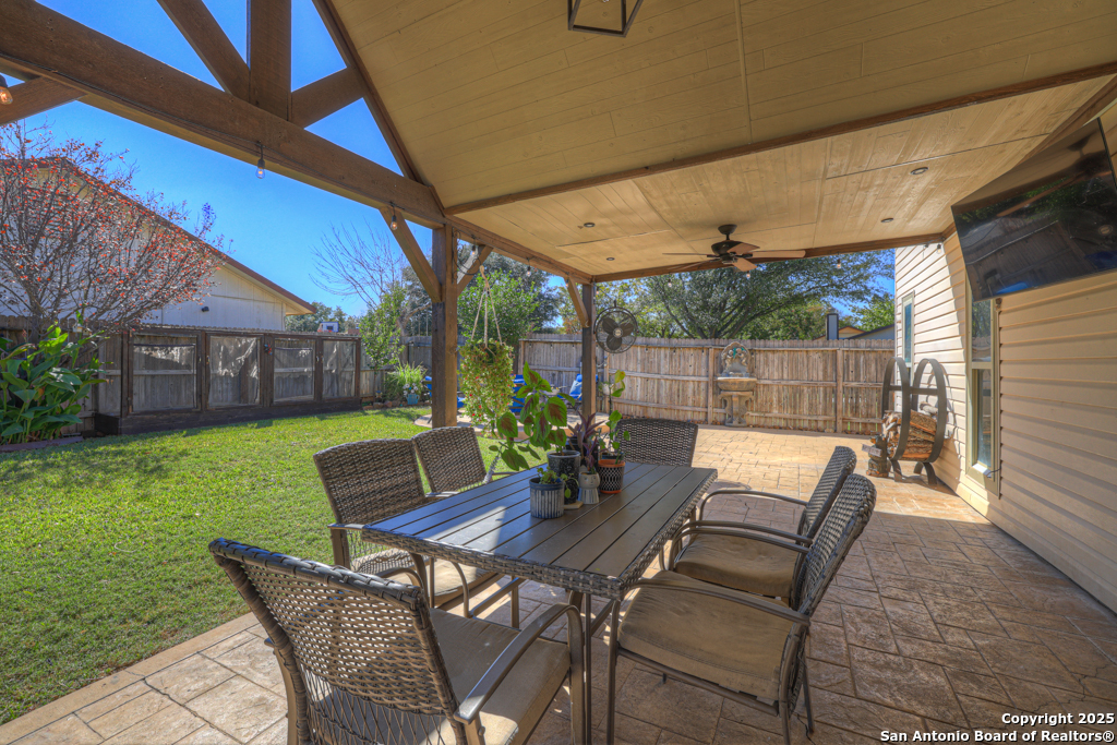 9302 SW Valley Bend San Antonio TX 78250