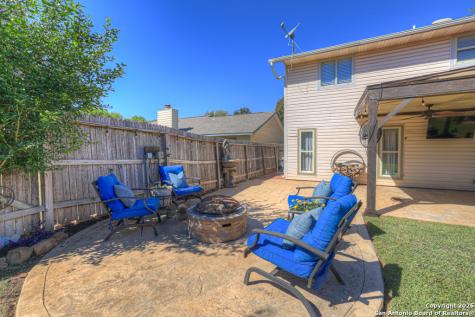 9302 SW Valley Bend San Antonio TX 78250