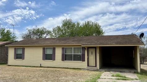 1420 Elm Street Kenedy TX 78119