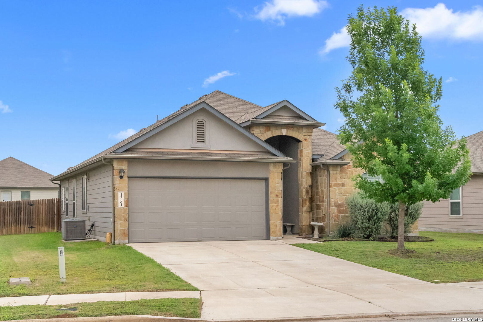 1351 Fall Cover New Braunfels TX 78130