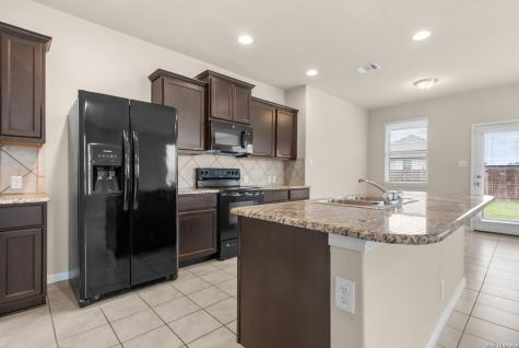 1351 Fall Cover New Braunfels TX 78130