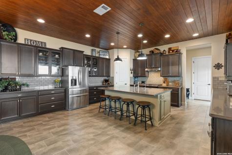 207 Emeralds Drive Burnet TX 78611