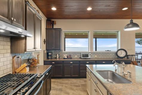 207 Emeralds Drive Burnet TX 78611